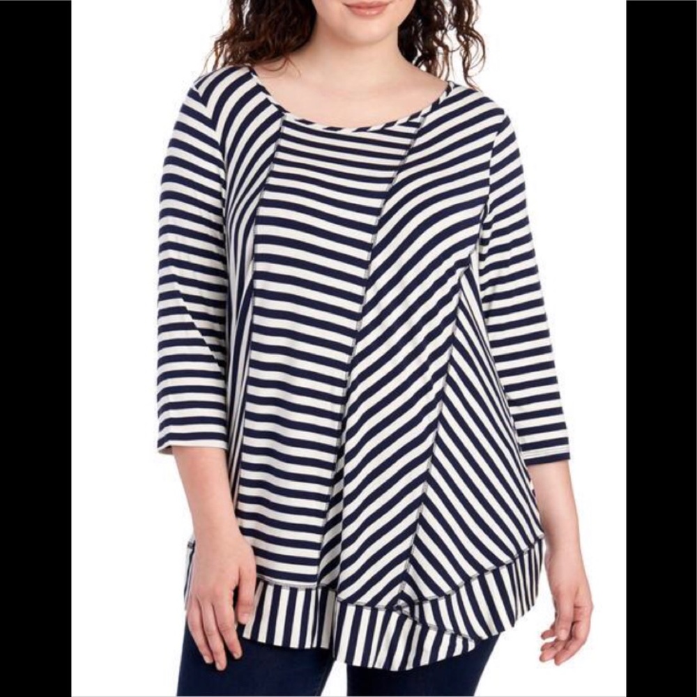 Women's Plus Size Asymmetrical Stripe Panel Top
